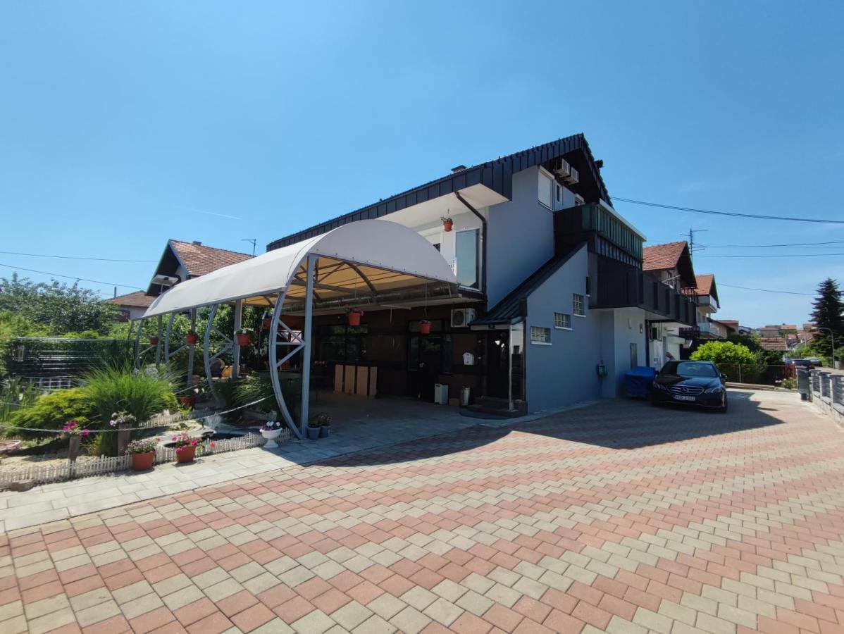 Relax Mm Banja Luka Hotel Екстериор снимка
