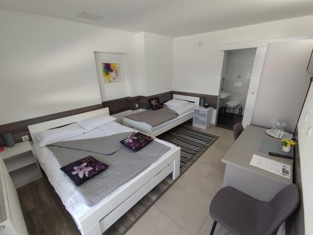 Relax Mm Banja Luka Hotel Екстериор снимка